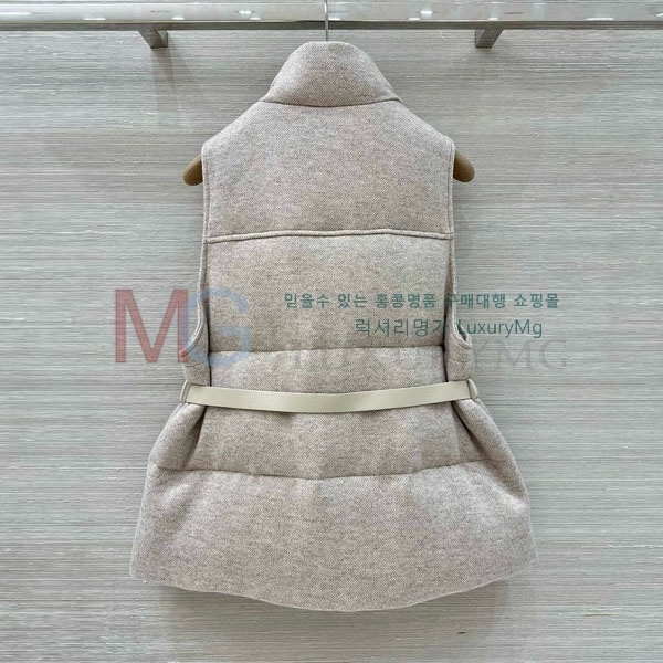  η** ٿ е  LP2312055-1