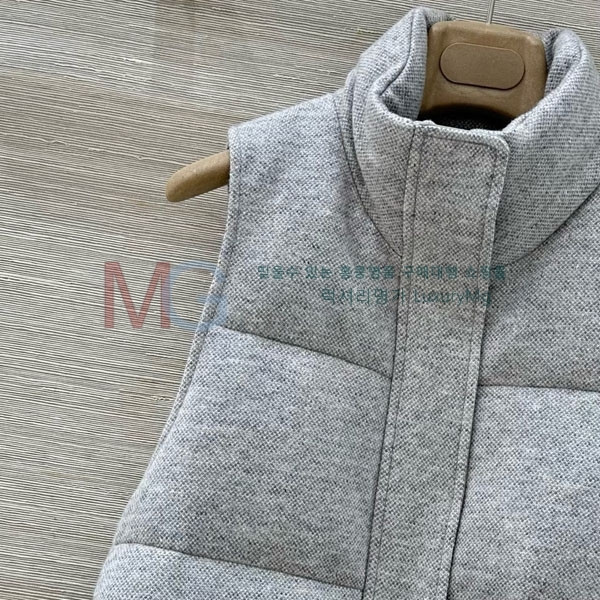  η** ٿ е  LP2312055-2