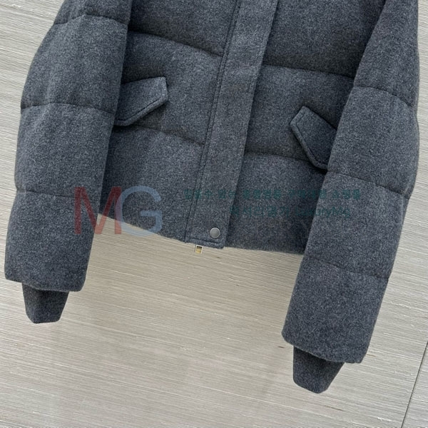  η** ٿ е LP2312055-6