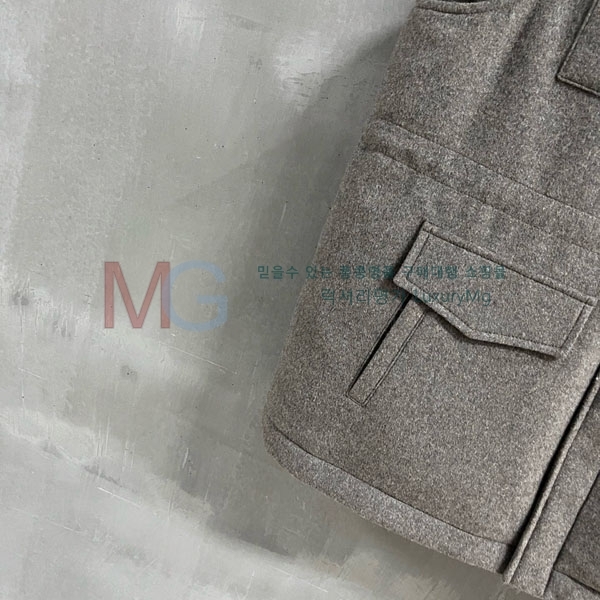  η** ٿ е  LP234503-4