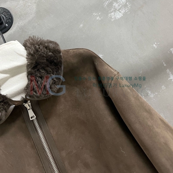  ̿̿ þ   MIU457546750-1