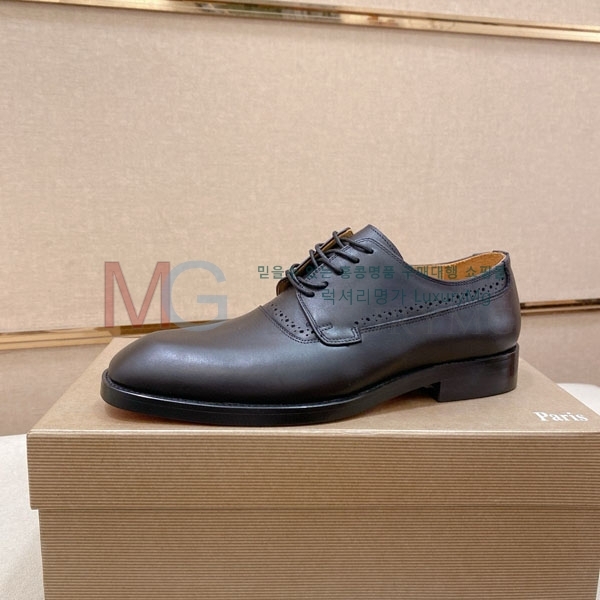 ũ  ĳ־  CL991115-2