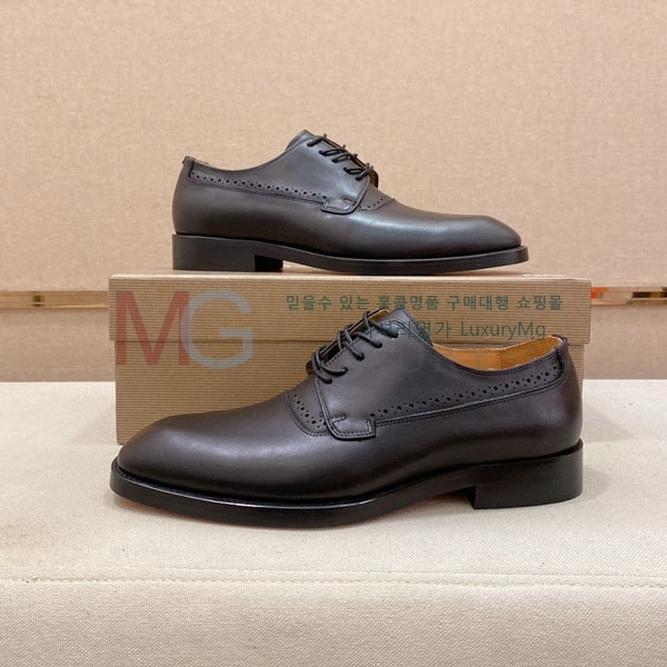 ũ  ĳ־  CL991115-2