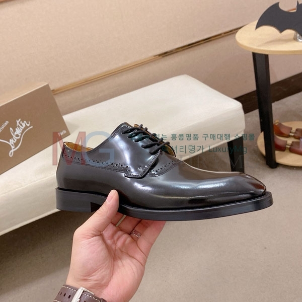 ũ  ĳ־  CL991115-3