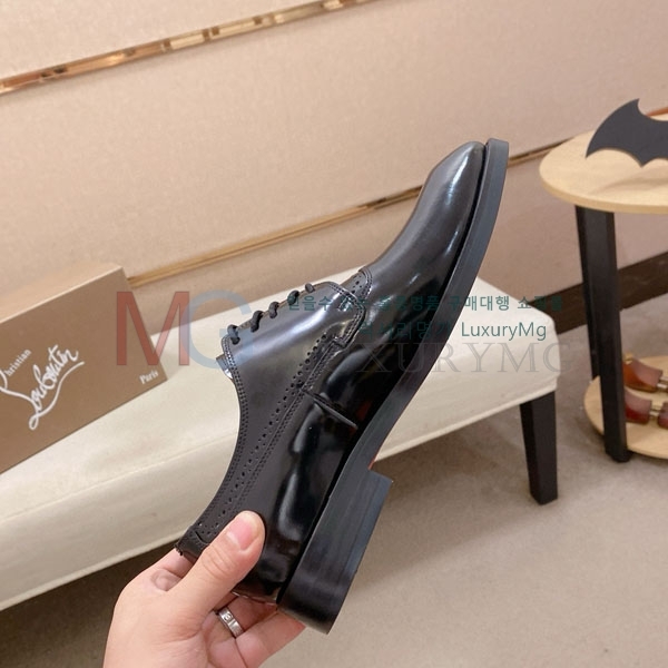 ũ  ĳ־  CL991115-3