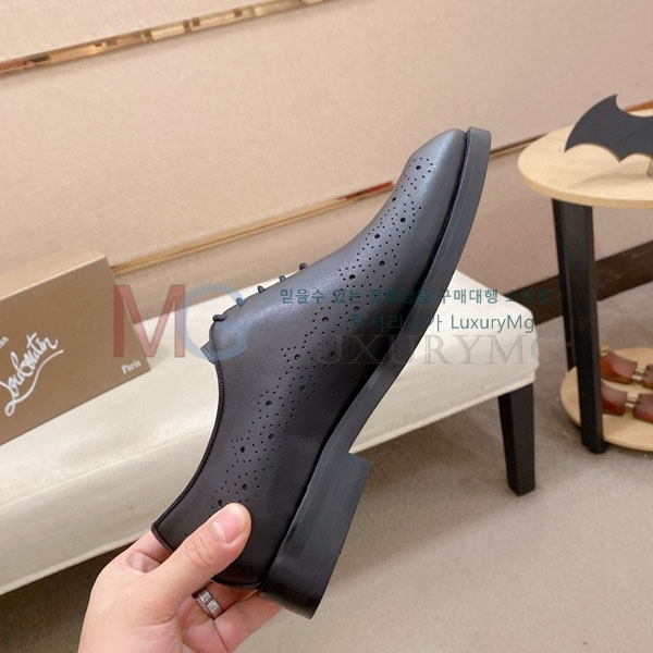 ũ  ĳ־  CL991115-4