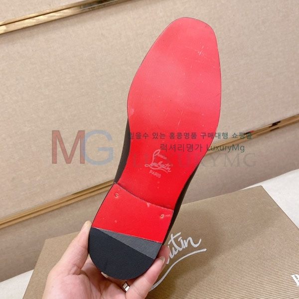 ũ  ĳ־  CL991115-4