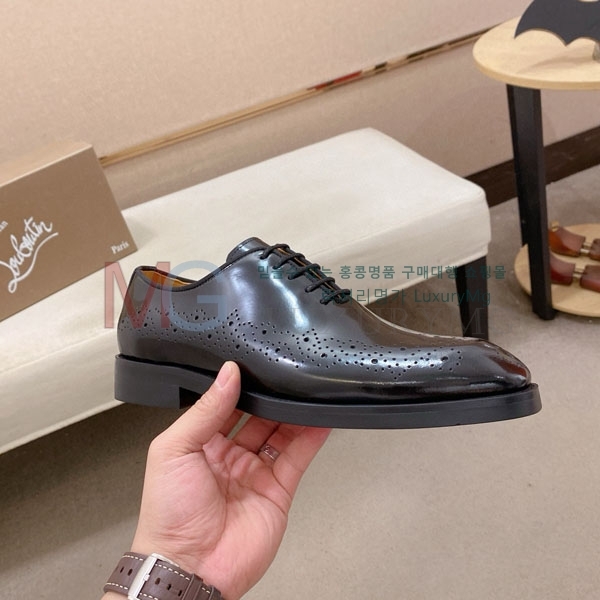 ũ  ĳ־  CL991115-5