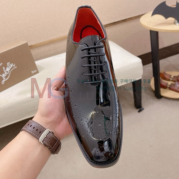 ũ  ĳ־  CL991115-6