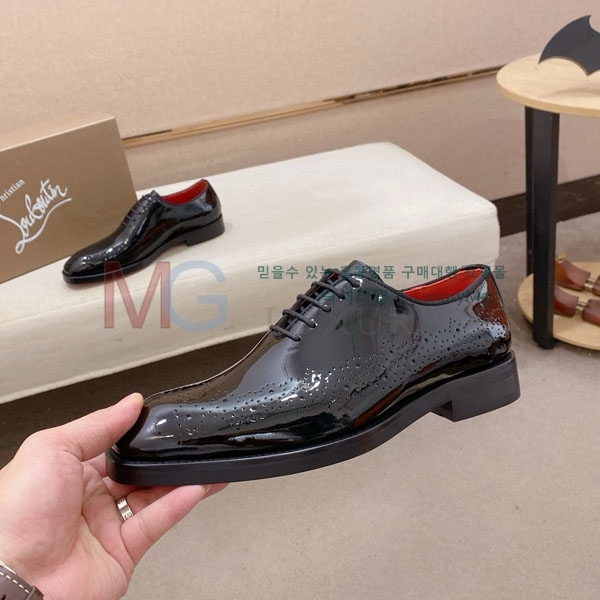 ũ  ĳ־  CL991115-6