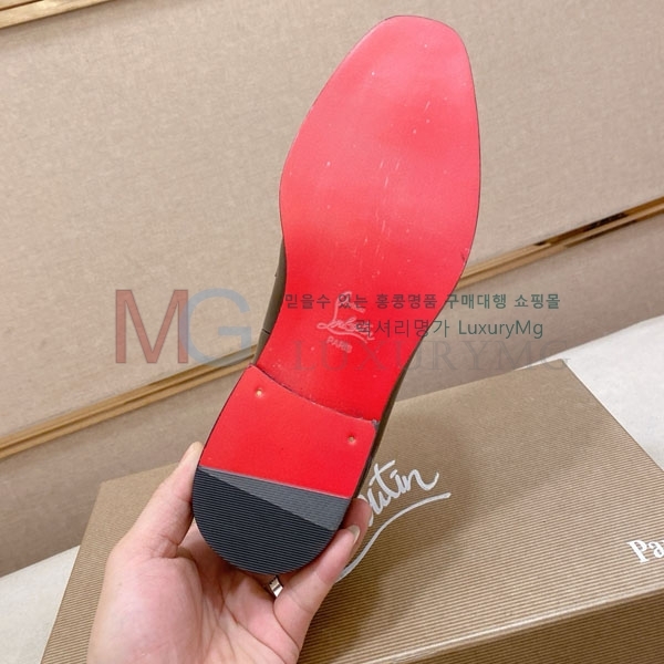 ũ  ĳ־  CL991115-6