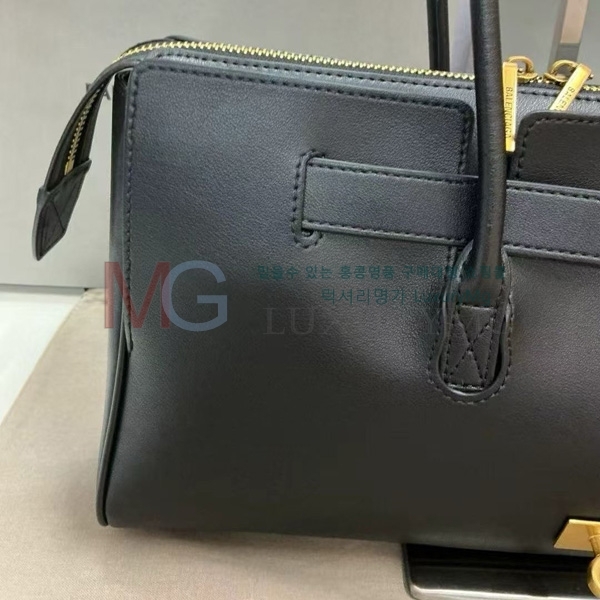 ߷þư   ĳ  870077-1