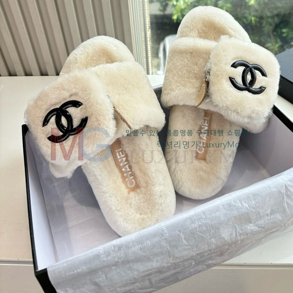 ����  ��*  �� ������ M550327-4