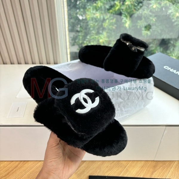 ����  ��*  �� ������ M550327-1