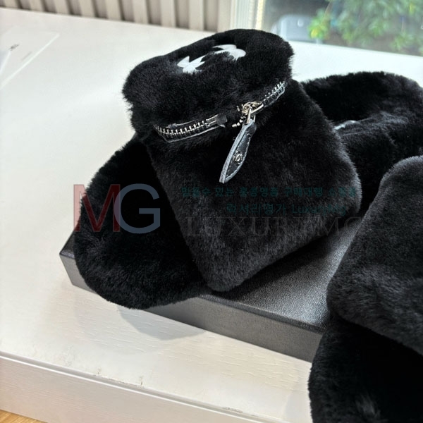 ����  ��*  �� ������ M550327-1