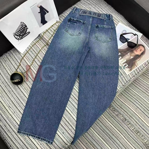  ˷    AW253281-7