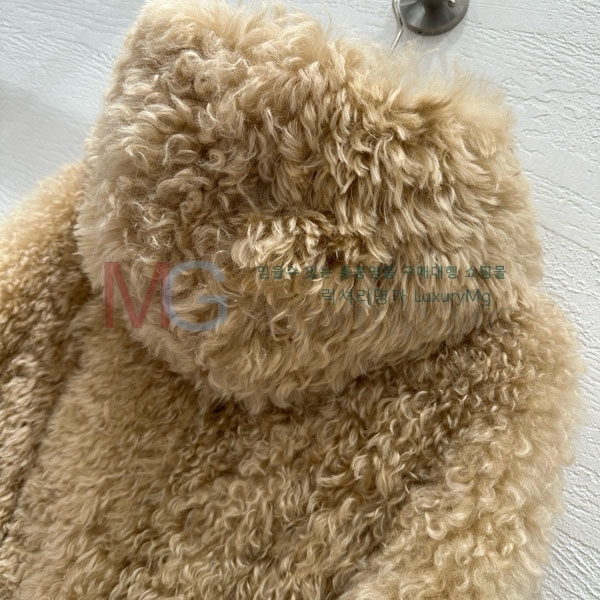  ̿̿ þ   MIU245645-2