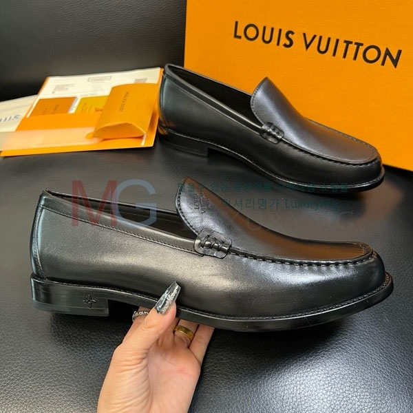 ���� ���̺��� ���屸�� W1280004