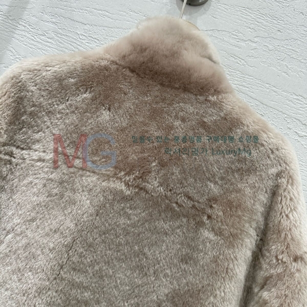  ޽ þ   HER112359-4