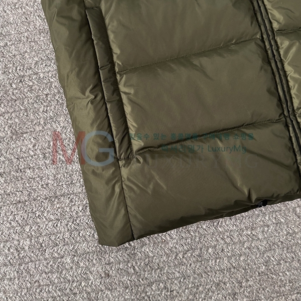   ٿ е  836900-2