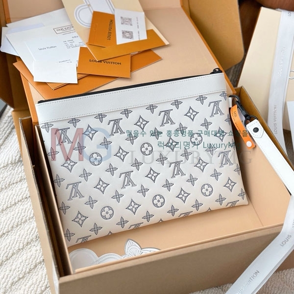 ̺ Ʈ  Ŀġ M81570-307