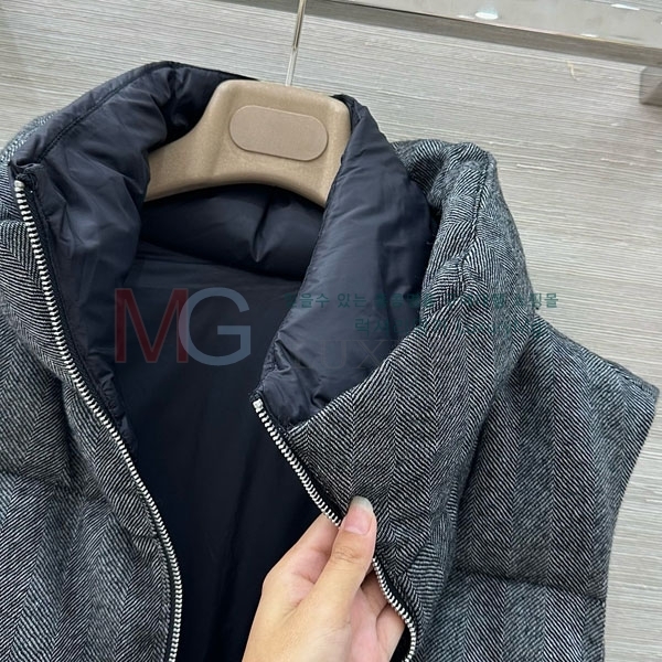  η** ٿ е  LP234503-8