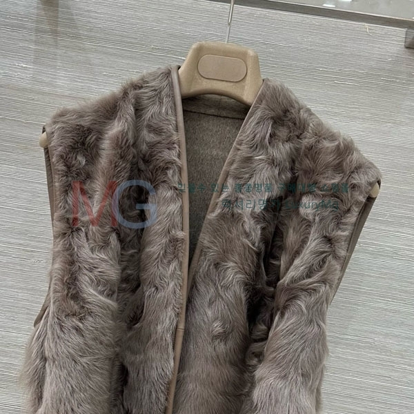  η** þ    LP234503-9