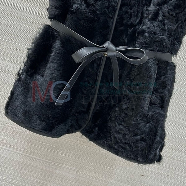  η** þ    LP234503-10