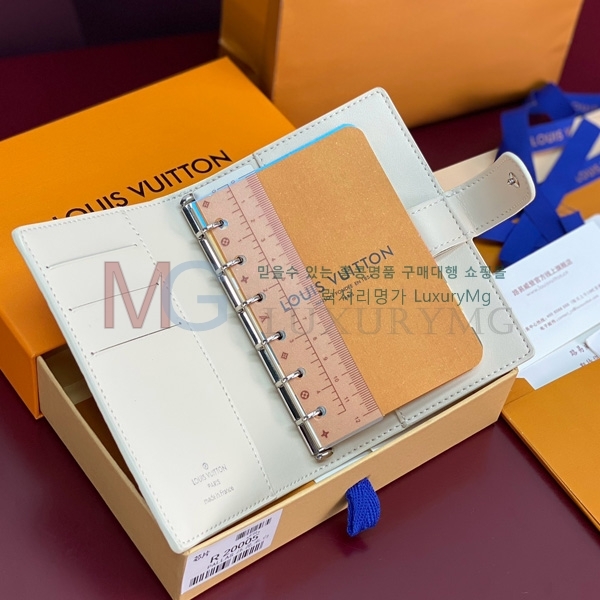 ̺ ̾    R20005-2