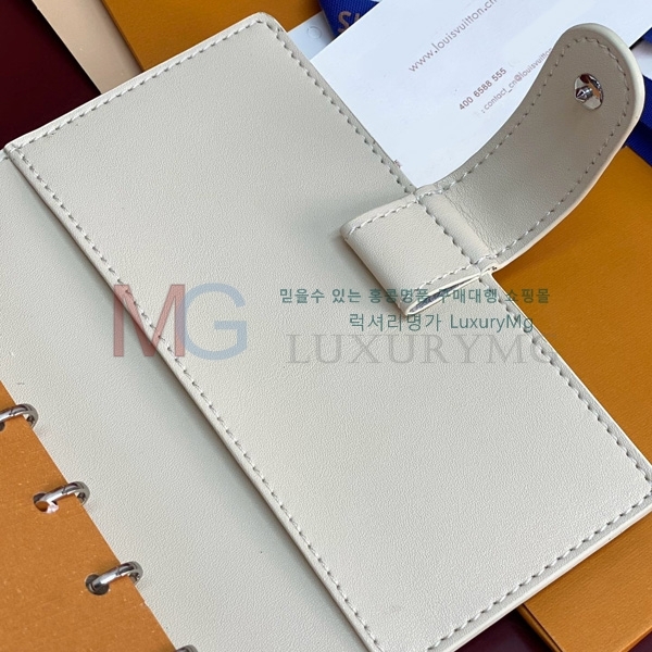 ̺ ̾    R20005-2