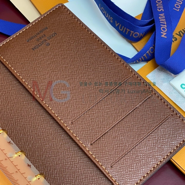 ̺ ̾    R20005-13