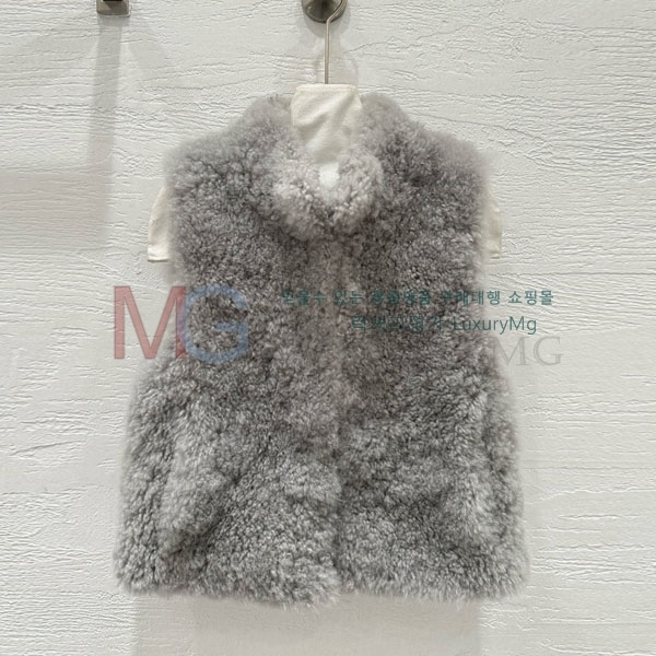  η** þ    LP23243033-4