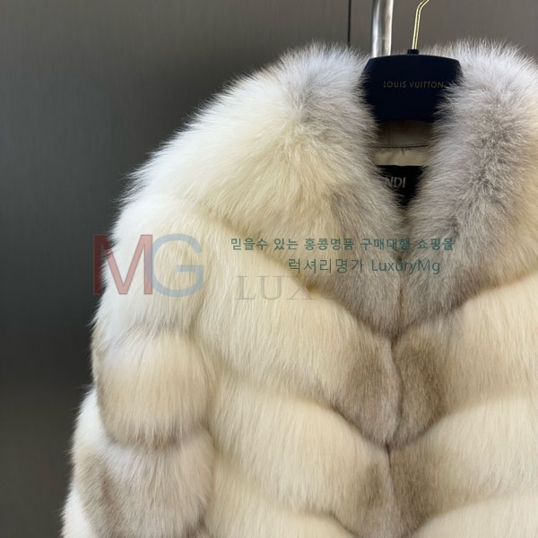   þ   FEND234008-5