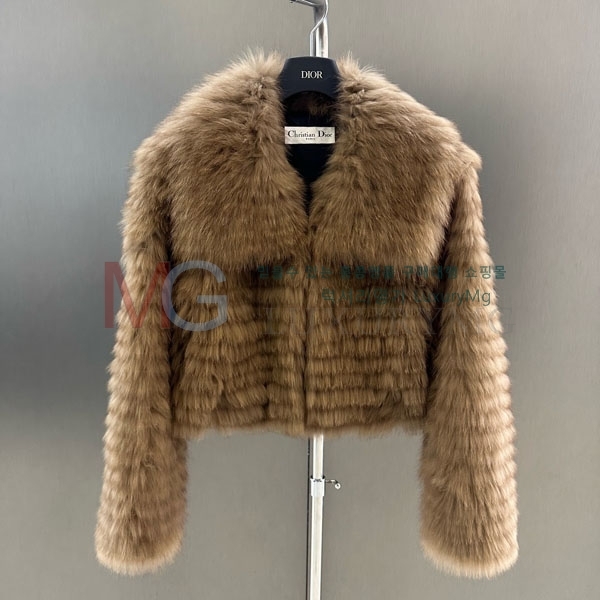   þ   DO8234077-12