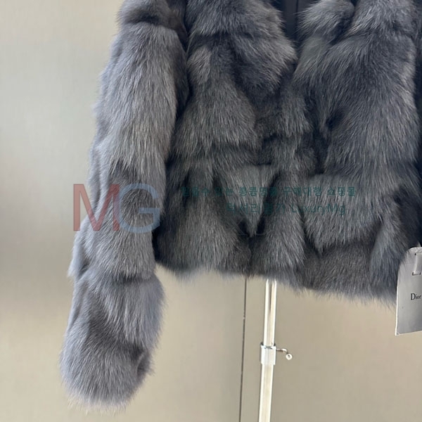   þ   DO8234077-16