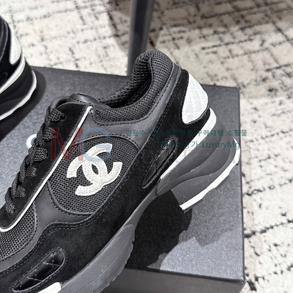  * ĳ־ Ŀ AT555033-2