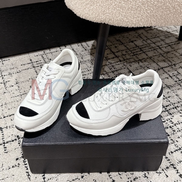  * ĳ־ Ŀ AT555033-5