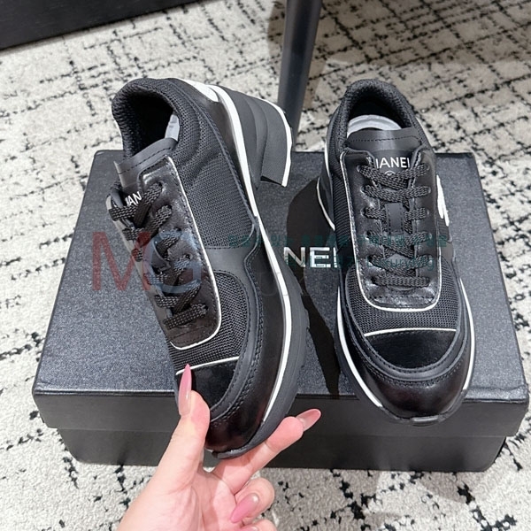  * ĳ־ Ŀ AT555033-4