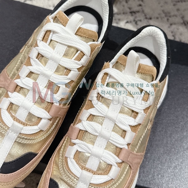  * ĳ־ Ŀ AT555036-2