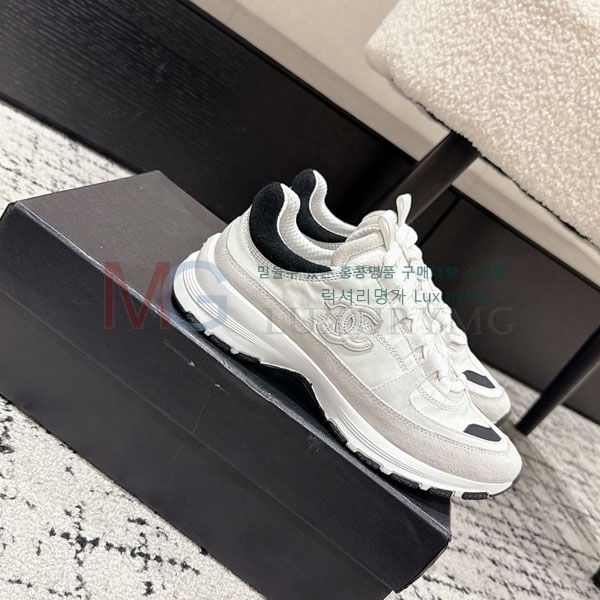  * ĳ־ Ŀ AT555036-1