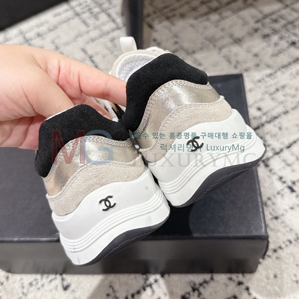  * ĳ־ Ŀ AT555036-3