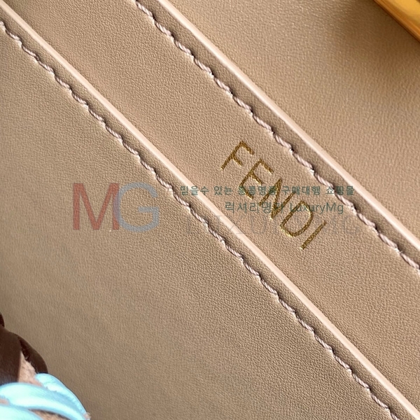  ī ̾ ڴ ̴ F0095001-4