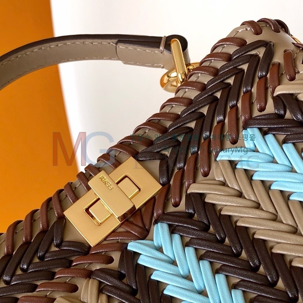  ī ̾ ڴ ̴ F0095001-1