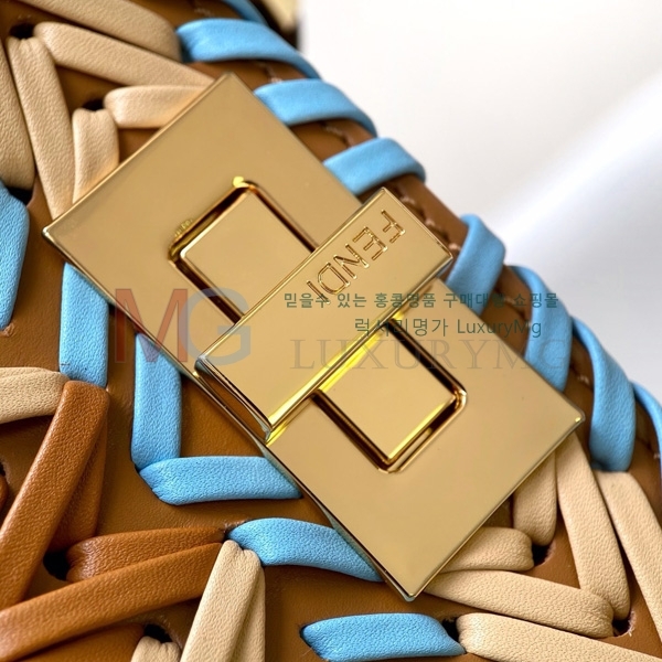  ī ̾ ڴ ̴ F0095001-1