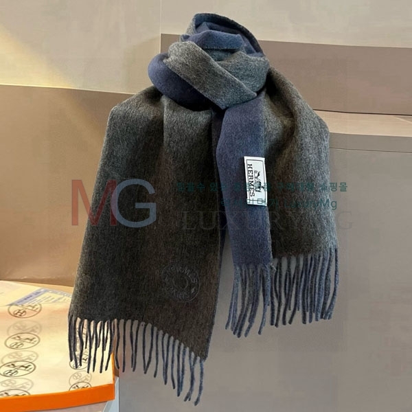 η** ÷/ī LP7168124-4