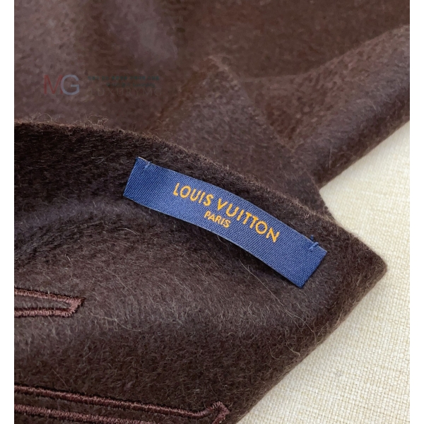 ̺ ÷/ī L82817369-1