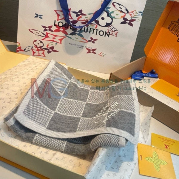 ̺ ÷/ī L82817370-1