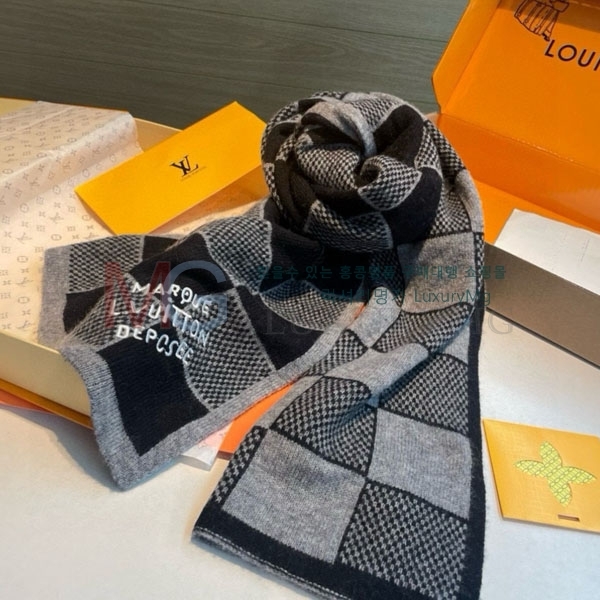 ̺ ÷/ī L82817370-2