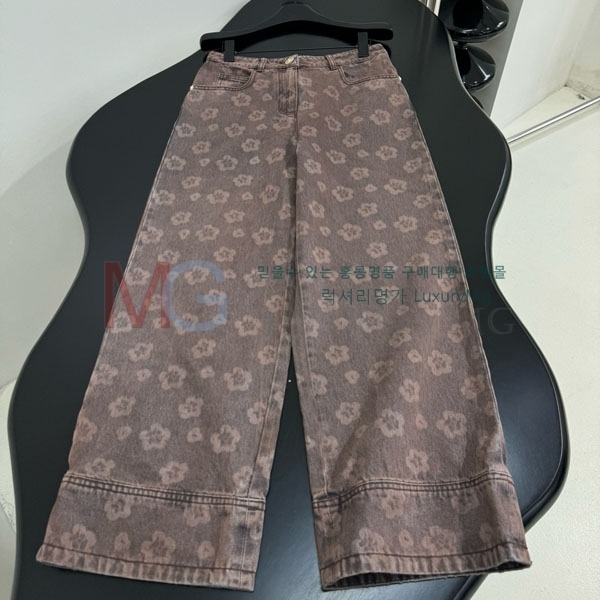 ���� ��* ���� ���� CH34070-4