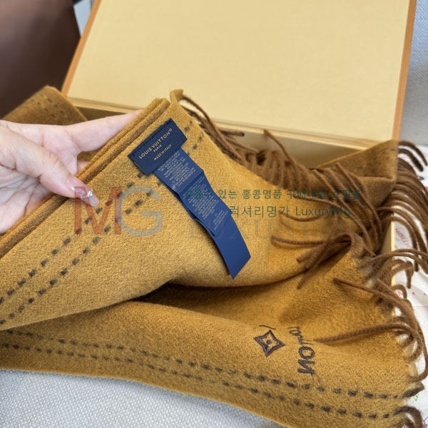 ̺ ÷/ī L82817371-3